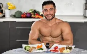 Design Your Diet According to Your Desired Phase: Bulking or Cutting.